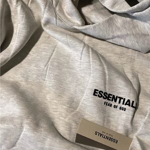 Brand New Men’s Size Small Essentials Fear of God Light Heather Gray Hoodie
